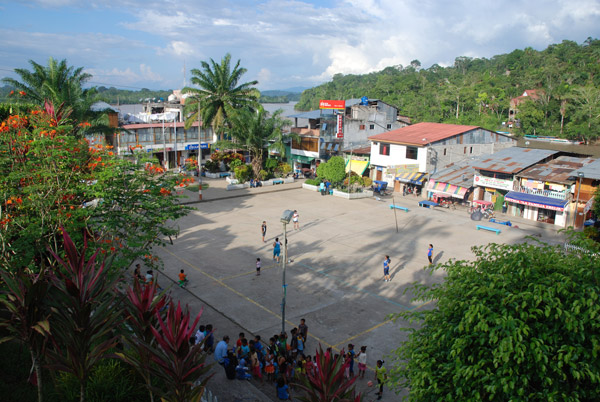 Santa Maria de Nieva, a small town at the confluence of the Nieva and Marañón rivers that would be flooded by a dam at the Pongo de Manseriche, according to estimates by International Rivers. Photo credit: David Hill