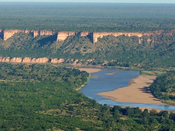 Chilojo Cliffs in Gonarezhou National Park, Zimbabwe, one of the protected areas studied in the new paper. Photo credit: Gonarezhou Conservation Project/Patience Gandiwa.